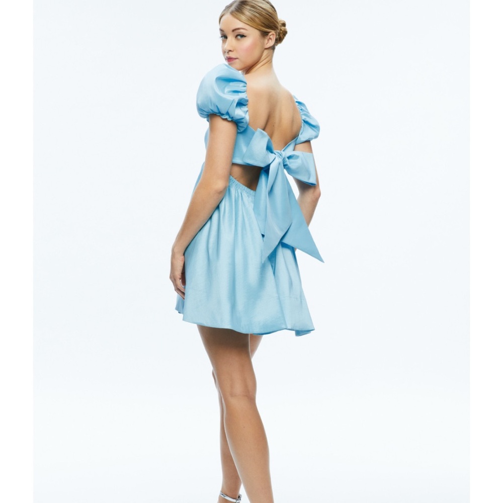 ALICE + OLIVIA SHARILYN BUBBLE SLEEVE TIE BACK MINI DRESS
